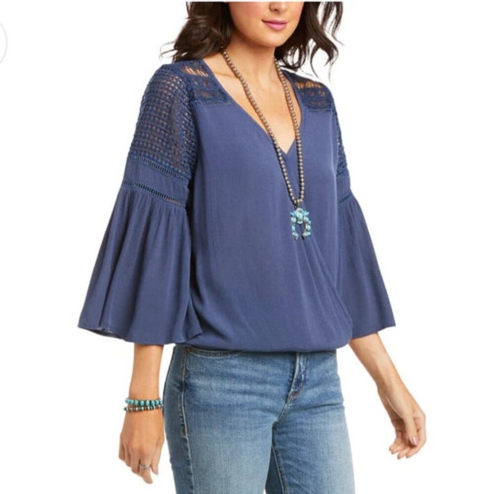 Ariat Women’s Brunchin 3/4 Sleeve‎ Indigo Blue Faux Wrap Blouse Size M Boho